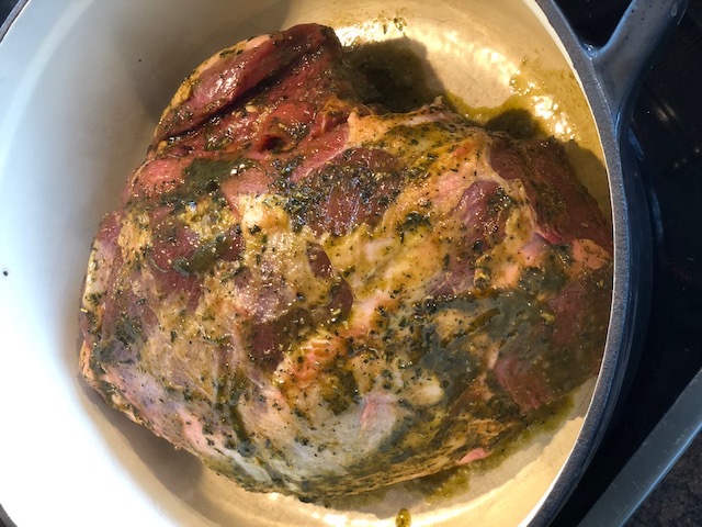 Geschmorte Lammkeule