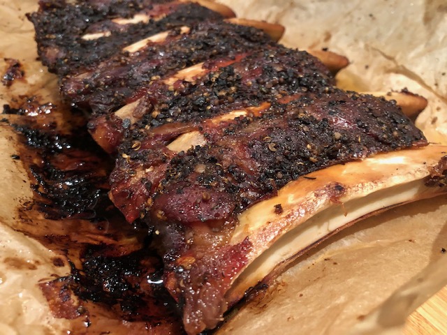 Beef Back Ribs vom Biru Wagyu auf dem Keramik Grill