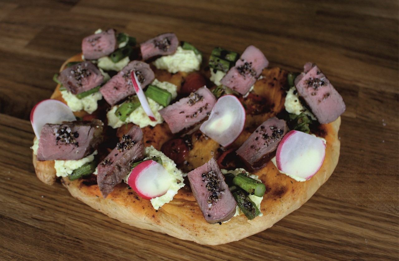 Pizza-Focaccia Rumpsteak vom Gasgrill
